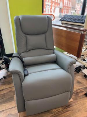 FAUTEUIL RELEVEUR ELECTRIQUE  