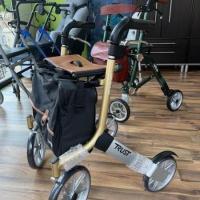 LET'S GO OUT , ROLLATOR 4 ROUES MOBIO 