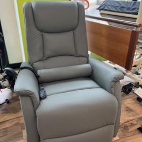 FAUTEUIL RELEVEUR ELECTRIQUE  