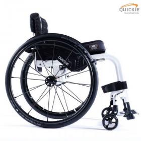 XENON 2 : FAUTEUIL ROULANT PLIABLE 