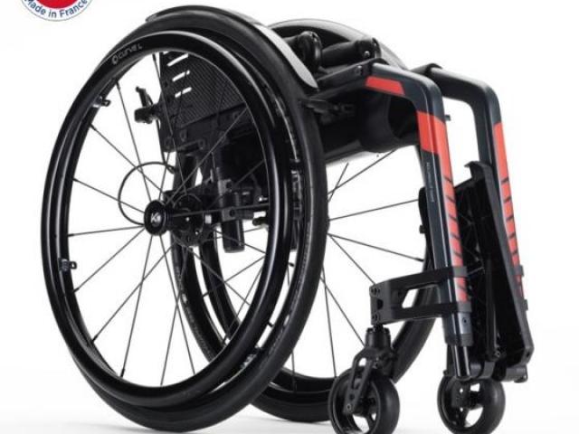 Champion-2.0 : Fauteuil roulant pliant 