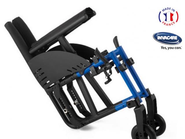 COMPACT ATTRACT : FAUTEUIL ROULANT PLIABLE 