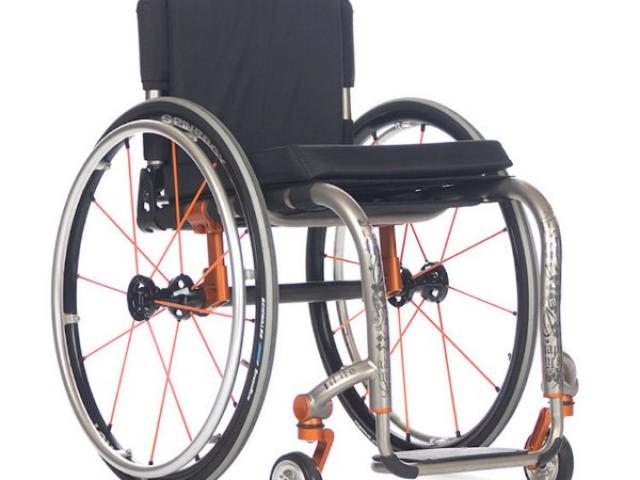 ZRA : fauteuil roulant rigide