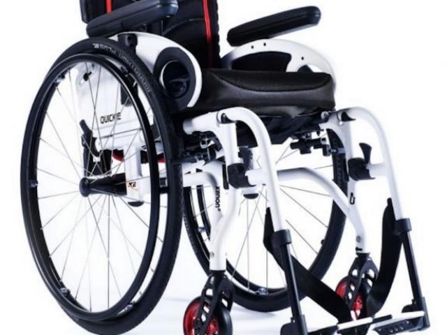 Xénon2-SA : fauteuil roulant pliable